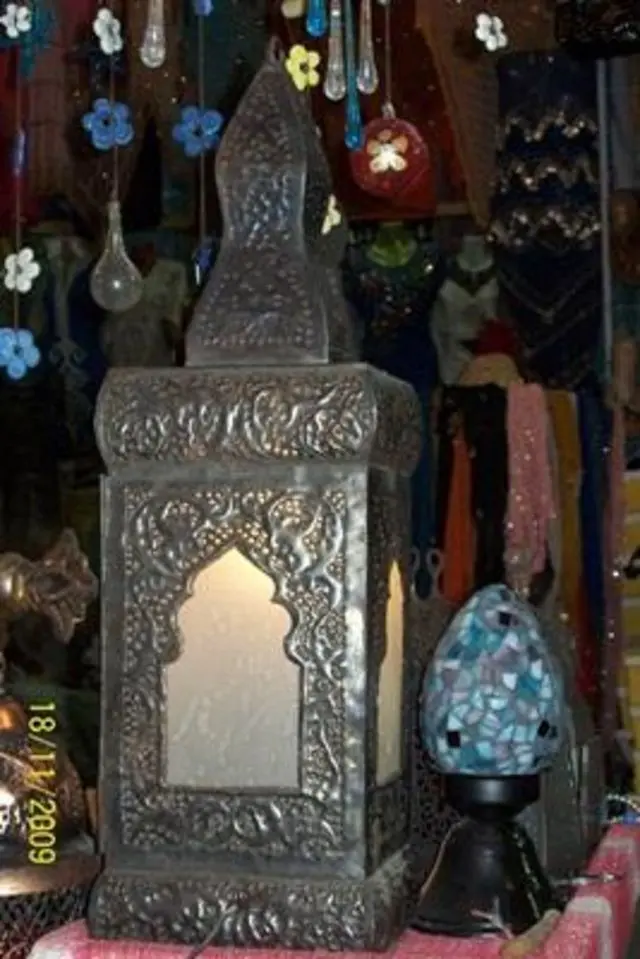 Lumiarias, Lustres Arabes e decorações de vidro importado do Egito