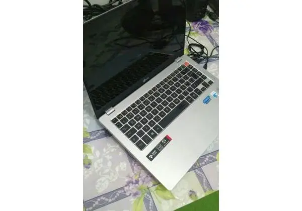 Ultrabook LG Intel core i7 / iphone 6s