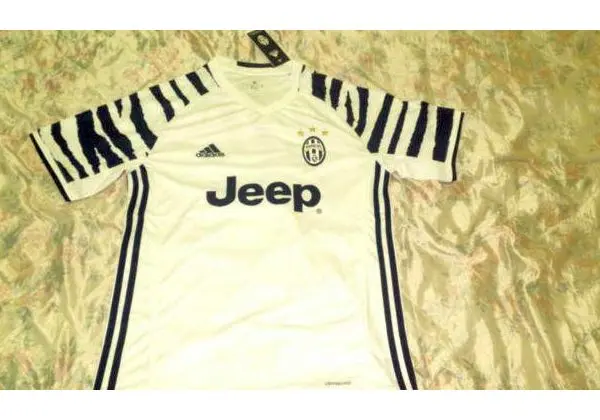 Camisa juventus AWAY 16/17 tamanho M