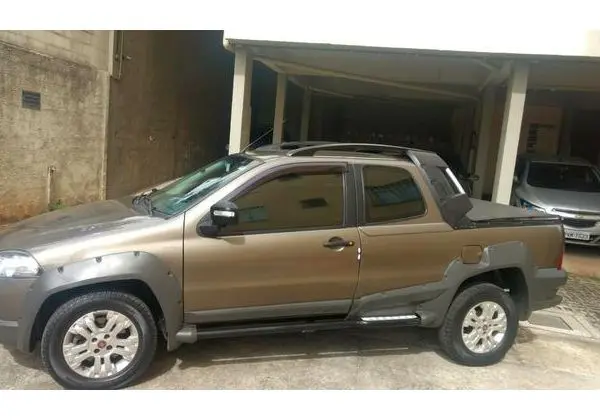 Fiat strada Locke 1.8 CD zera - 2012