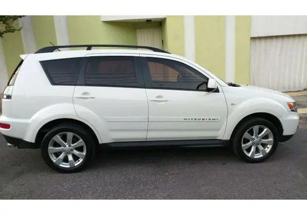 Mitsubishi outlander gt 3.0 v6 aut 240cv - 2011