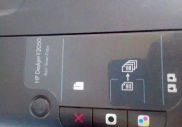Multifuncional HP F 2050