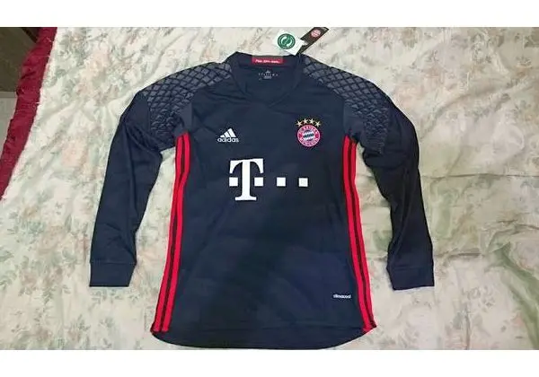 Camisa Goleiro Bayern Neuer tamanho M 16/17