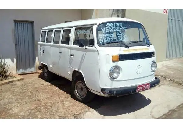Vw - Volkswagen Kombi Kombi 96/97 9 lugares - 1996