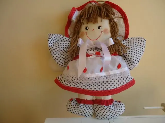 Bonecas de Pano e decoração para quarto de bebe