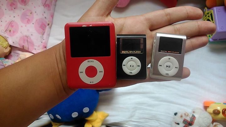 MENINAS O IPOD PRETO