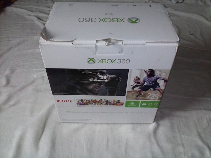 Xbox slim 360 R$ 450