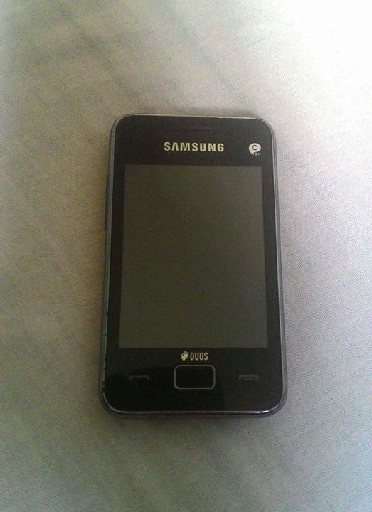 Vendo celular Samsung R$ 100