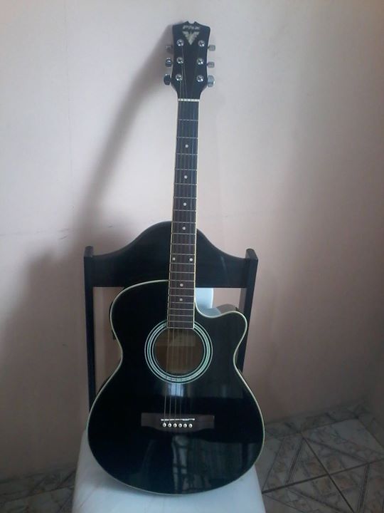 violão R$ 350 -
