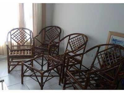 Conjunto de 4 cadeiras indiana com centro de mesa