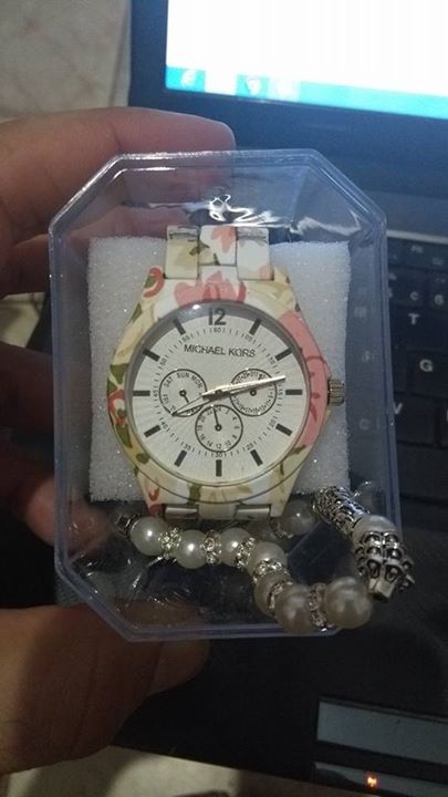 Relógios Femininos + pulseira