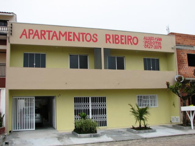 Apartamentos Ribeiro aluga em Matinhos Parana