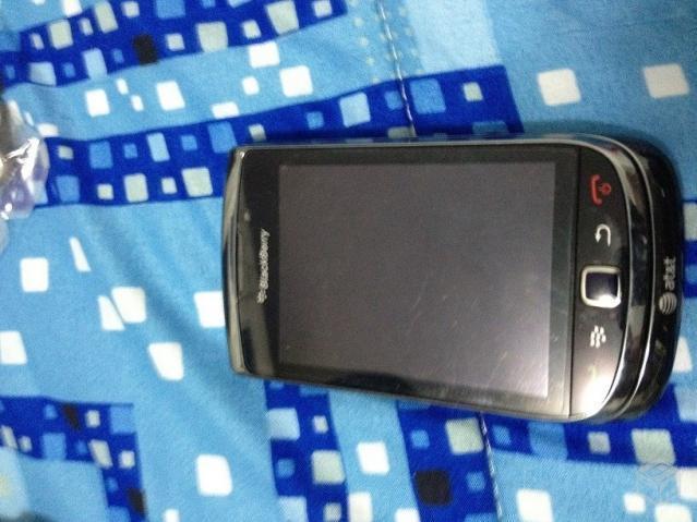 blackberry 4Gb 5.mpx touch desbloqueado