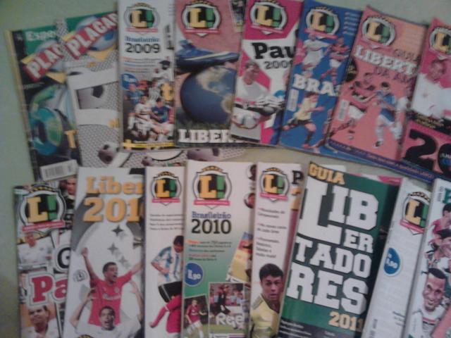 Vende-se coleção de revistas de futebol