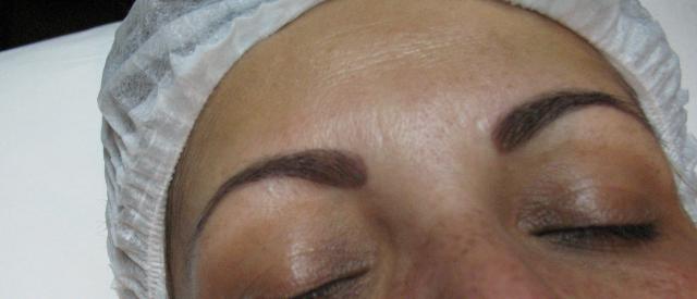 Tratamento de alopécia feminia e masculina, maquiagem definitiva