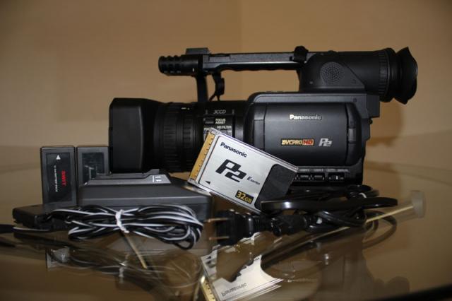 Vendo câmera Panasonic HVX200