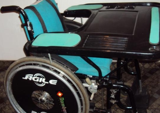 Cadeira de rodas em Aluminio - Agile - Infanto Juv