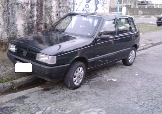 Fiat Uno 1995 4 portas verde - 1995