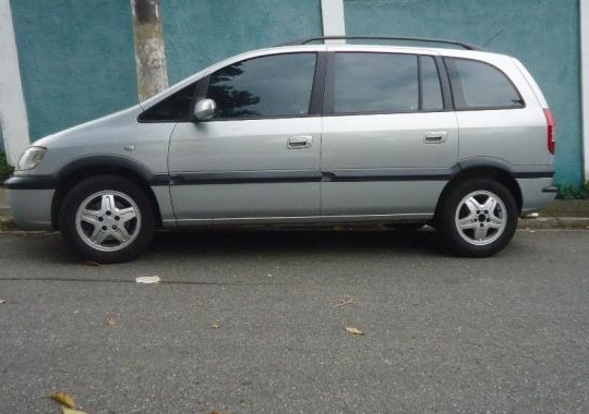 Gm - Chevrolet Zafira - 2002