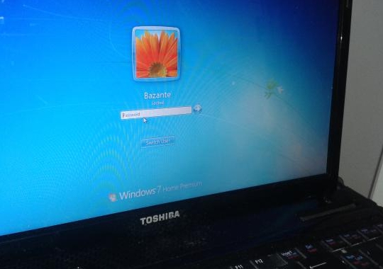 Laptop Toshiba Windows 7