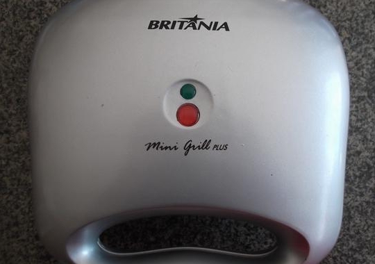 Mini Grill Plus 127v Britania