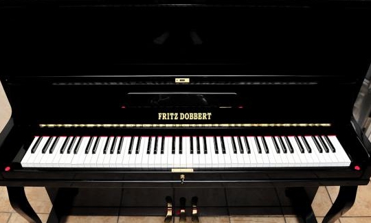 Piano Fritz Dobbert