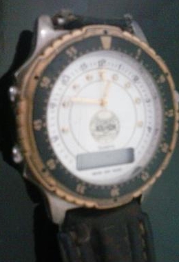 Relógio de pulso Magnum Quartz - Usado