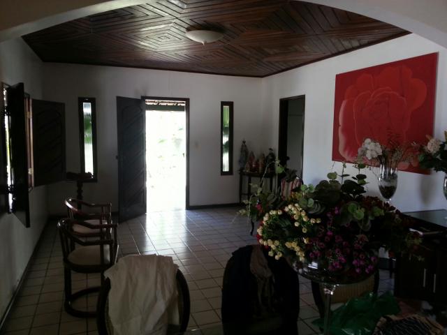 Casa em Itapuã