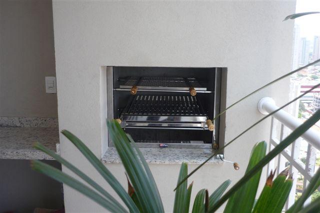 churrasqueira de apartamento com grill elevatório upgrill