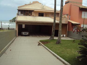 Casa com 768, 00 m2 na Praia de Barra Velha