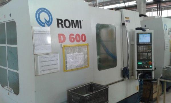 Centro de Usinagem Romi D-600 Ano 2009