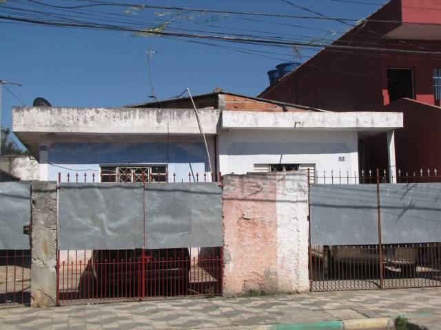 2 casas geminadas a venda no bairro Monte Cristo