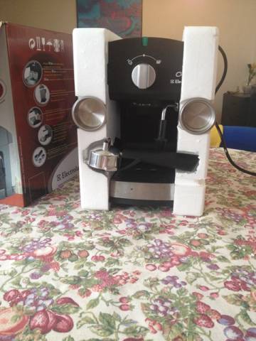 Máquina de café expresso e capuccino Eletrolux Chef Crema 15bar. Semi nova