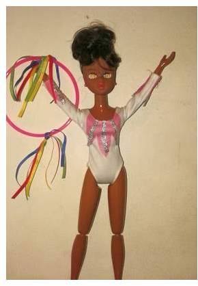 Boneca Susy negra olimpiadas por 20 reais
