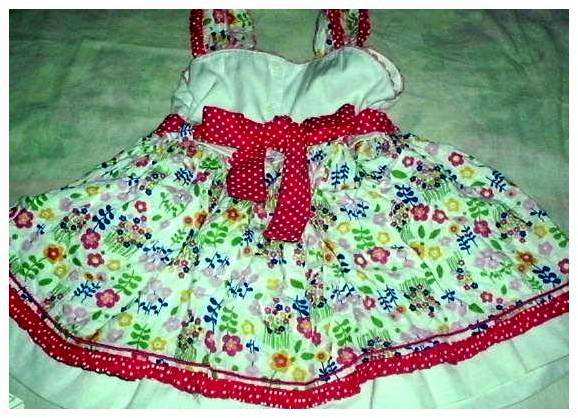 Vestido infantil de festa semi novo por 18 reais