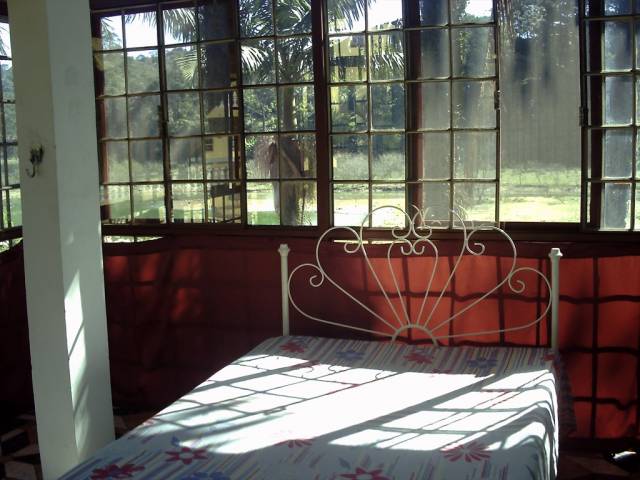 Quartos e suítes mobiliados com internet para dormir, Jabaquara
