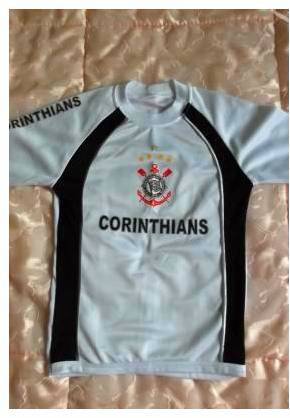 Camiseta oficial do Corinthians Tamanho 3 por 25 reais