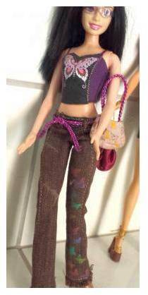 Boneca Barbie Fashionistas por 40 reais