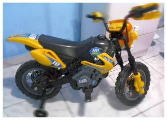 Moto Eletrica Homeplay Amarela Motocross 245 por 300 reais