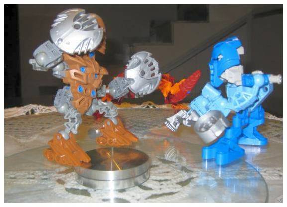 Lego Bionicle original por 27 reais