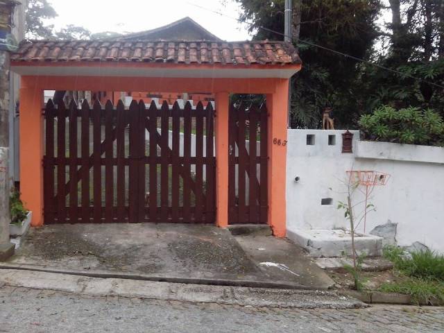 Ampla casa com edícula em Ribeirão Pires