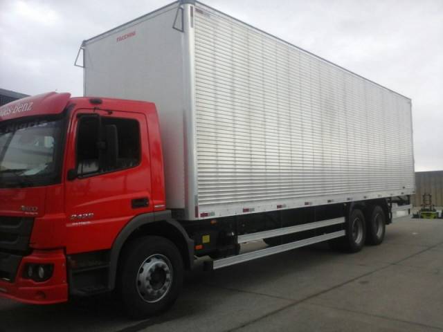 Frete E Transporte Caminhão Truck Bau 10mts c/ Plataforma