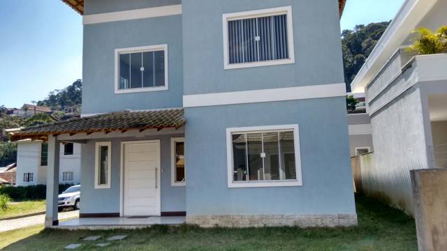 Casa Duplex Condominio na Tijuca teresópolis