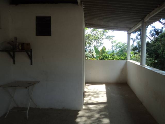 CASAS E SALÃO COMERCIAL - PINGO DE OURO - GUARATINGUETÁ - SP