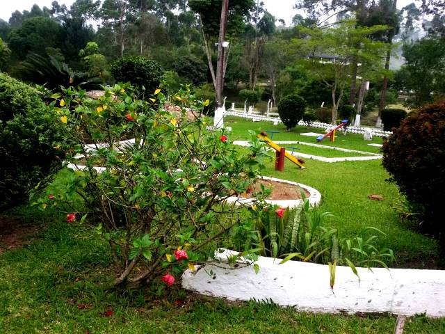 Condomínio MONTE DAS OLIVEIRAS