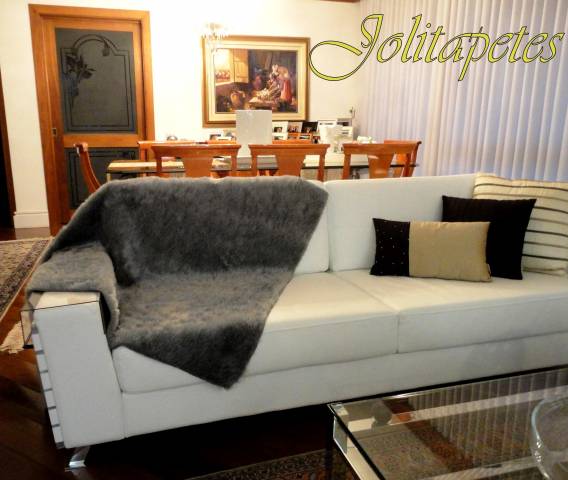 Tapetes, mantas p camas e sofas, colchas, almofadas e pufs para decoraçao de ambientes