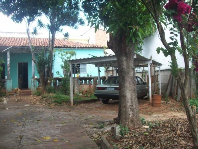Código 0281 - Casas na Vila Angélica