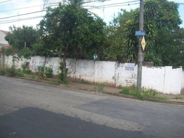 Código 0281 - Casas na Vila Angélica