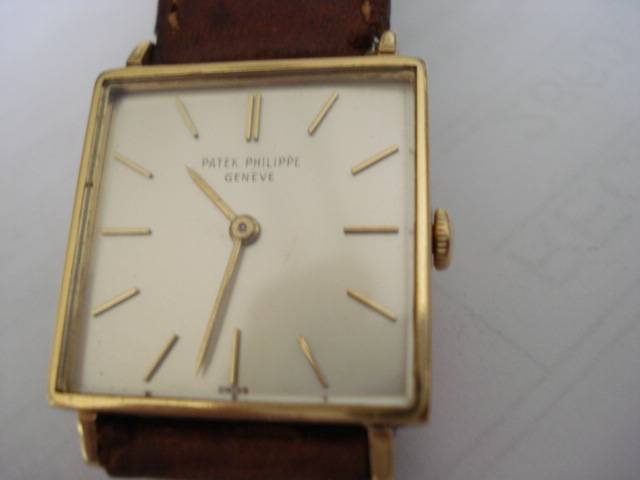 Relógio patek Philippe em ouro rosa modelo quadrado