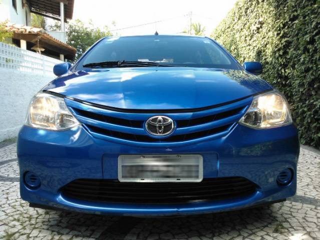 Toyota Etios Xs 1.3 Hatch Azul - 2013